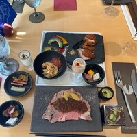 ブッフェアンドカフェ スロープサイドダイナー ザクロ - 