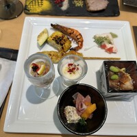 ブッフェアンドカフェ スロープサイドダイナー ザクロ - 