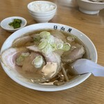 青竹手打ラーメン 日向屋 - 