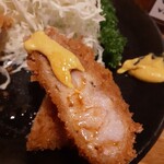とんかつ専門店 とんくん - お醤油でさっぱり