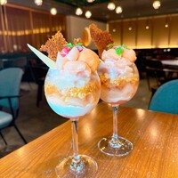 ERUTAN RESTAURANT BAR - 