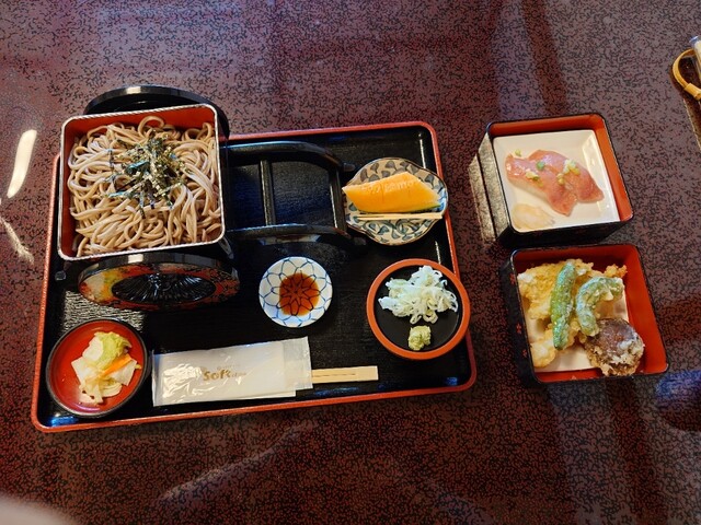 泉橋庵 総本店 - 平泉（うどん）の写真