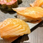 寿司しゃぶしゃぶ ゆず庵 - 炙りサーモンハラス