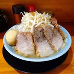 ラーメン 盛太郎 - チャーシュー麺　1,000円（野菜マシマシ、薄味）