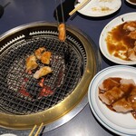 月波　炭火焼肉 - 