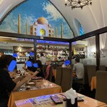 SITAL - 広い店内