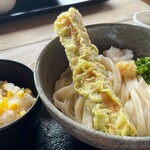 手打ちうどん ヤマエ - ちく玉ぶっかけ(冷)ととうもろこしご飯