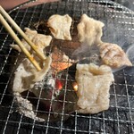 炭火焼肉 焼きしゃぶ にく式 - ⑨上ガツ ⑩塩テッポー