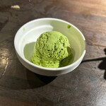 炭火焼肉 焼きしゃぶ にく式 - アイスクリーム（抹茶）
