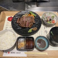 はかたの桜華 本店 - 国産牛ももステーキ1,470円（ご飯は並盛）