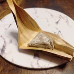 ちもと総本店 - 『ちもと餅（260円税込）』