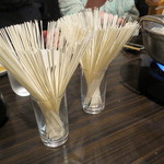 炭火焼肉・韓国料理 KollaBo - 残ったスープ中に揖保の糸の素麺を投入して。
      
      