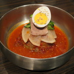 炭火焼肉・韓国料理 KollaBo - ビビン冷麺