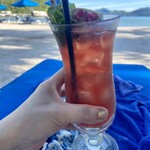 The St. Regis - ざくろのカクテル