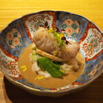 KOTARO Hasegawa DOWNTOWN CUISINE - 和歌山県産石鯛のポワレ　春キャベツのソテー、山芋、絹さや　チーズのリゾット、甲殻類の出汁のソース