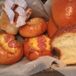 パン・ド・ミ - 食べ放題のパン1