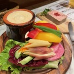 神楽坂 y cucina - 三浦の野菜　カラフルでおいしい！パテも濃厚で美味しいし