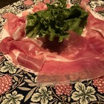 エッグス - 綺麗な器と美味しい生ハム