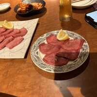 焼肉一頭両騨 町田本店 - 