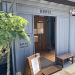 pizzeria NARDI  - 正面