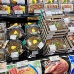 神戸ビフテキ亭デリ - お値打ちなものもあるよ