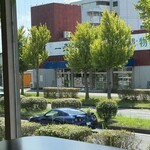 インデアンレストラン  ニューミラ - 夏至から2ヶ月、秋分まで1ヶ月の日差し