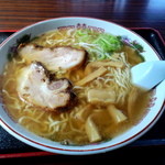 塩苅食堂 - 2014年3月29日(土)　中華そば(大)650円