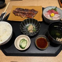うなぎ四代目菊川 ムスブ田町店 - 