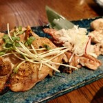 炙りと旬菜 旨い酒 ひで - 鶏の炙り盛り合わせ