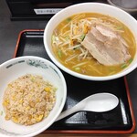 日高屋 - 料理写真: