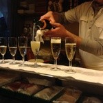 宝寿司分店 - 先ずはクリコのシャンパンで乾杯♪