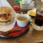 ラッキー スマイル - 背炙り山バーガー！