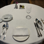 エルミタージュ ドゥ タムラ - テーブルセッティング