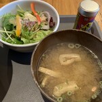 ノダニク - サラダと味噌汁