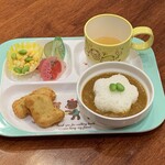 キャンプ飯ダイニング グラマラステーブル - キッズプレートカレー