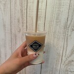 HELGI GRANOLA&BAKES - 