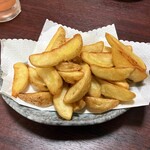 鳥平 - ポテトフライ。