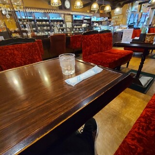 珈琲茶館 麦藁帽子_2