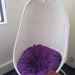 ポジティブカフェ - お店のシンボル！！ブランコ