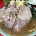 心家 - 見えてないチャーシューも数枚有る