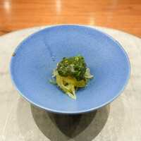 草片 - そうめんかぼちゃ　上にモロヘイヤ