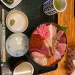 みなと食堂 - 特選おまかせ丼　11種盛り　うになし