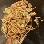 うまいもん横丁 - ホルモン焼きうどん