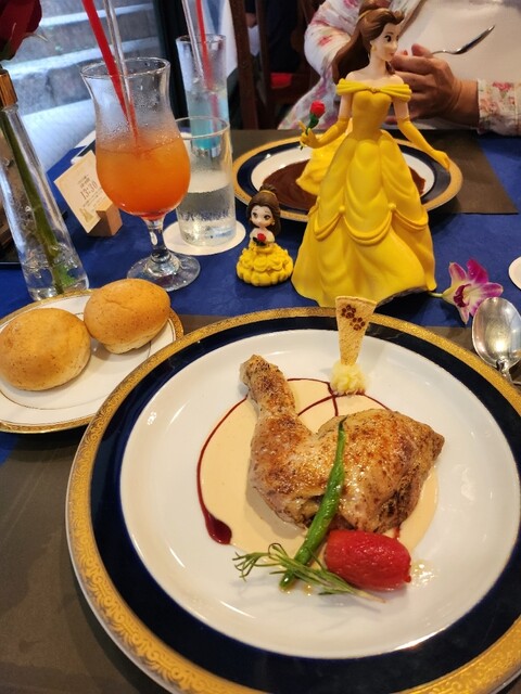 美女と野獣のカフェ・レストラン ビューティー＆ザ ビースト