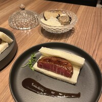 焼肉うしごろ 新宿三丁目店 - 