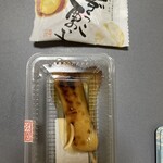 御菓子所 勉強堂 - 牡蠣出汁みたらし団子　237円