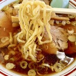 宝来軒 - 不揃いな青竹手打ち麺