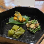 日々の料理 - ピーマンとジャコの炊いたん、蔓紫とイチジクごまの和え物、かぼちゃと大葉の煮物