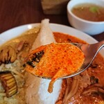 ディージャイ - カレー2種盛グリーン&レッド1000円