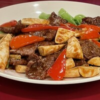 華正樓 新館 - 牛肉とマコモ茸のオイスターソース炒め